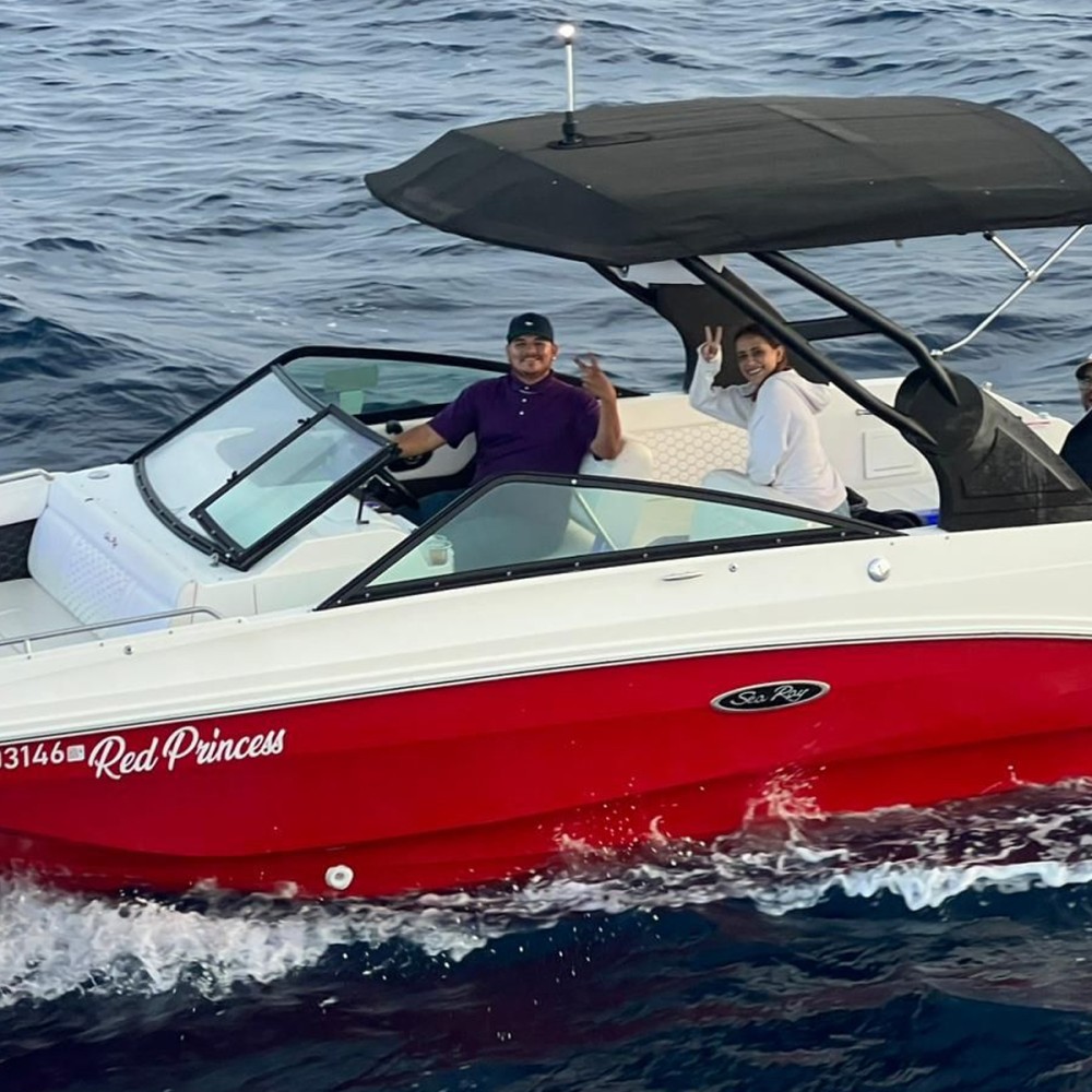 Special Offer New 2020 - 27' Sea Ray